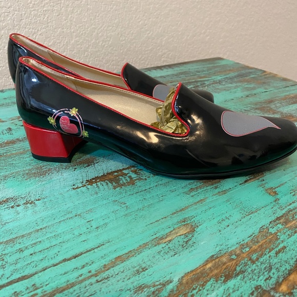 Neefs Vegan Leather Heart Loafers - Picture 3 of 7